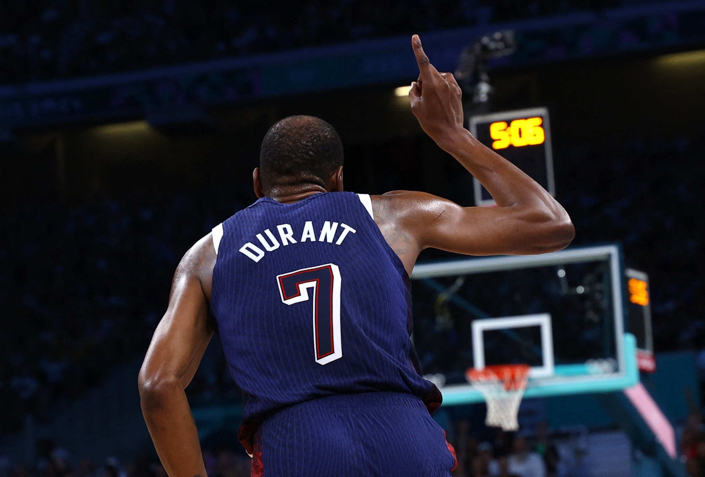 杜兰特连续七场比赛得分超过反败为胜，切尔西不断突破！的简单介绍-爱游戏